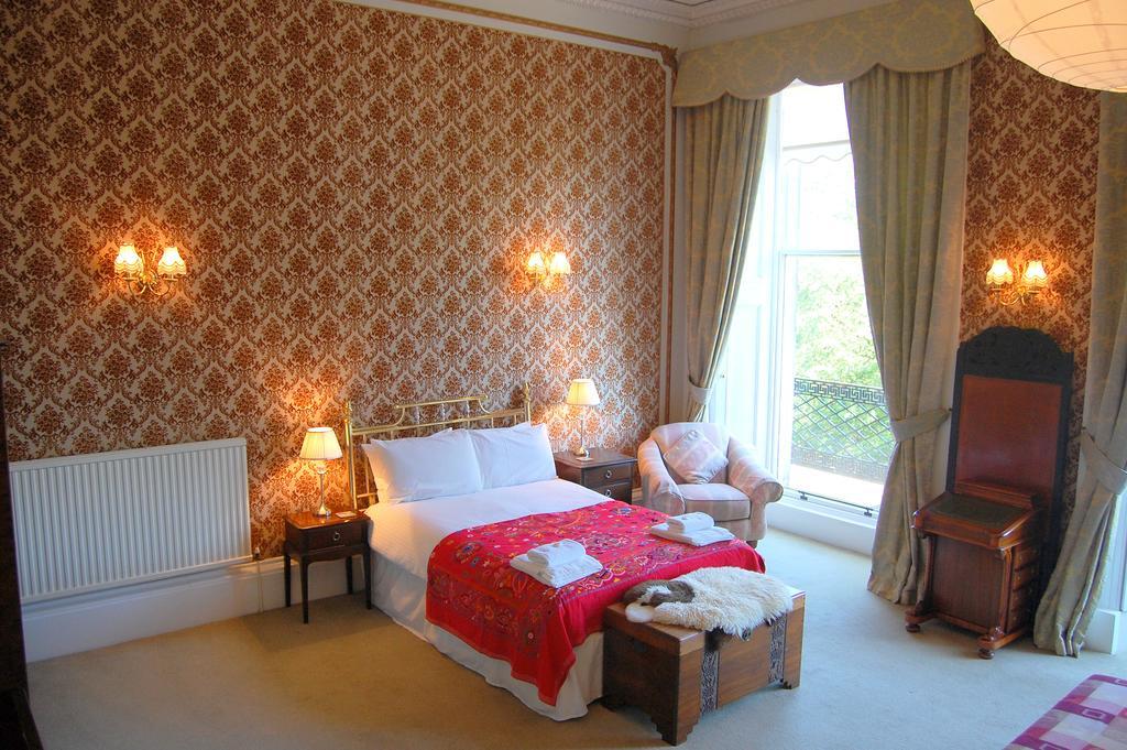 Regent Terrace, And Charming, Quiet Edinburgh